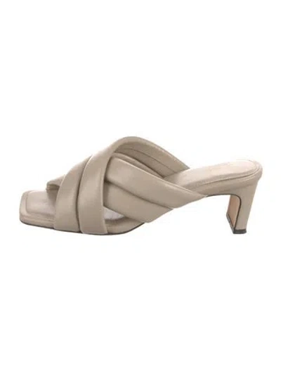 Pre-owned Anine Bing Leather Slides In Neutral