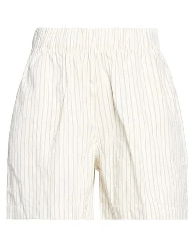 Anine Bing Woman Shorts & Bermuda Shorts White Size L Cotton In Multi