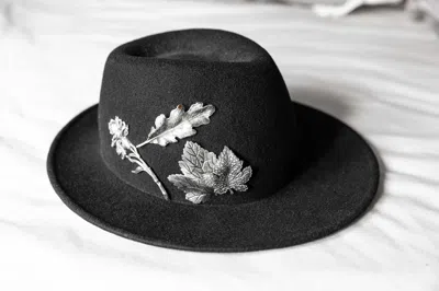 Pre-owned Ann Demeulemeester F/w20 Embellished Leaf Hat