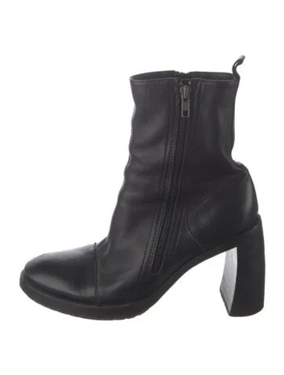 Pre-owned Ann Demeulemeester Leather Boots In Black