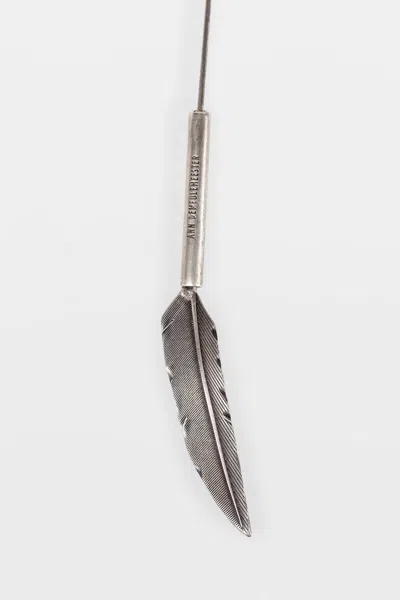 Ann Demeulemeester Lorns Feather Pin In Gray
