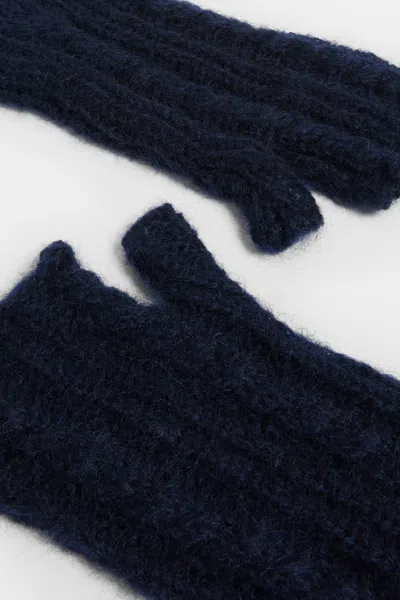 Ann Demeulemeester Reier Cable Knit Ladder Stitch Gauntlets In Multicolor