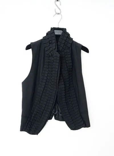 Pre-owned Ann Demeulemeester Ruffled Collar Waistcoat In Black