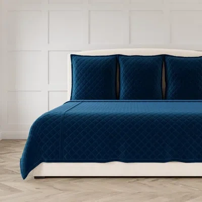 Ann Gish Paris Coverlet Set In Navy