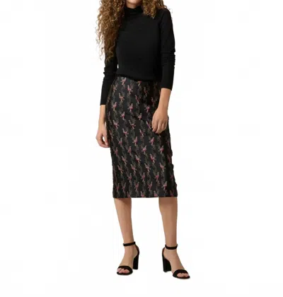 Ann Mashburn Aurora Skirt In Hummingbird In Black