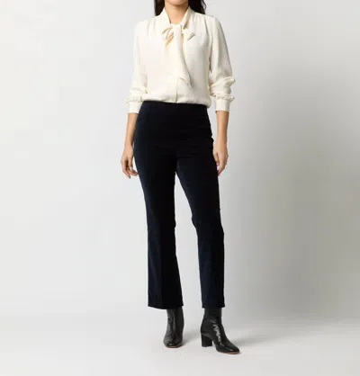 Ann Mashburn Fayette Flare Cropped Pant In Navy In Blue