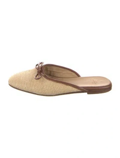 Pre-owned Ann Mashburn Straw Bow Accents Mules In Brown/neutrals