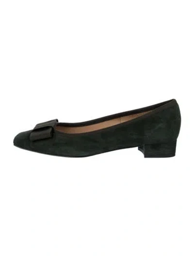 Pre-owned Ann Mashburn Suede Pumps In Green