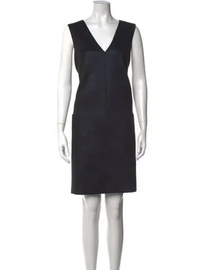 Pre-owned Ann Mashburn V-neck Knee-length Dress In Blue