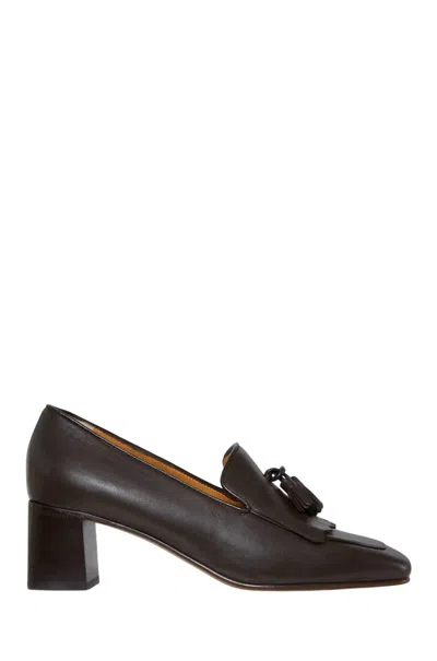 Ann Mashburn Women's Kilt Heel In Chocolate Leather In Black
