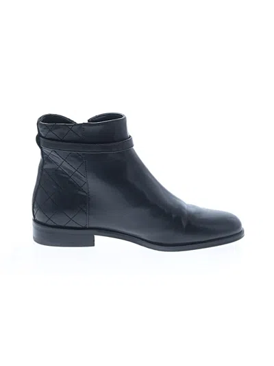 Pre-owned Ann Taylor Ankle Boots In Black