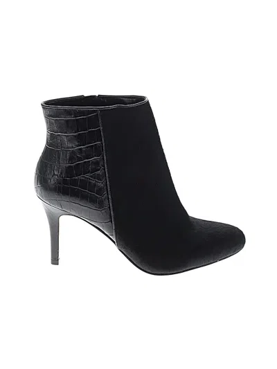 Pre-owned Ann Taylor Ankle Boots In Black
