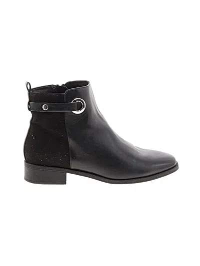 Pre-owned Ann Taylor Ankle Boots In Black