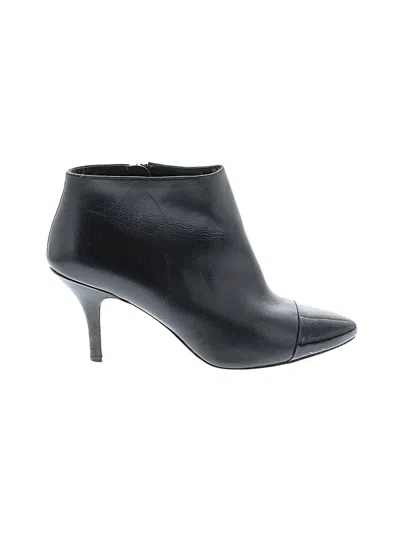 Pre-owned Ann Taylor Ankle Boots In Black