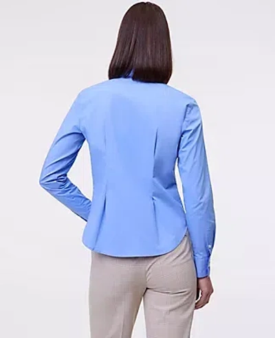 Ann Taylor Fitted Button Down Shirt