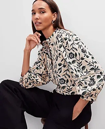 Ann Taylor Floral Linen Blend Puff Sleeve Top
