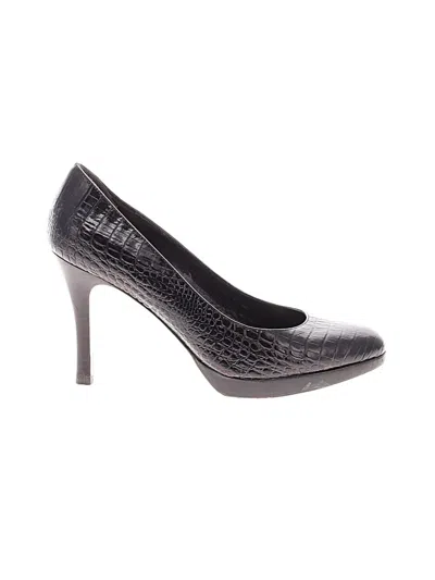 Pre-owned Ann Taylor Heels In Black