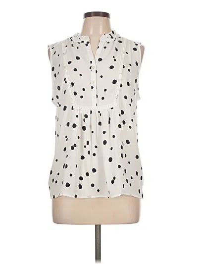 Pre-owned Ann Taylor Loft Sleeveless Button Down Shirt In White