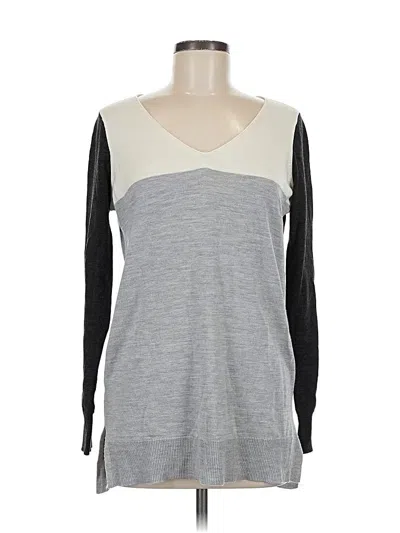 Pre-owned Ann Taylor Long Sleeve T-shirt In Gray