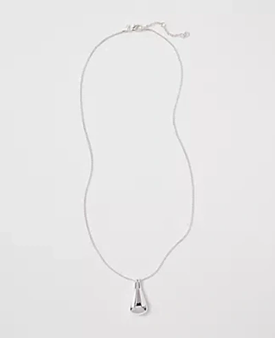 Ann Taylor Metal Pendant Necklace In Silver