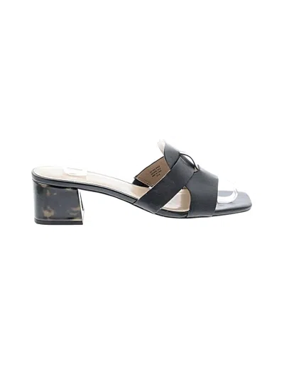 Pre-owned Ann Taylor Sandals In Gray