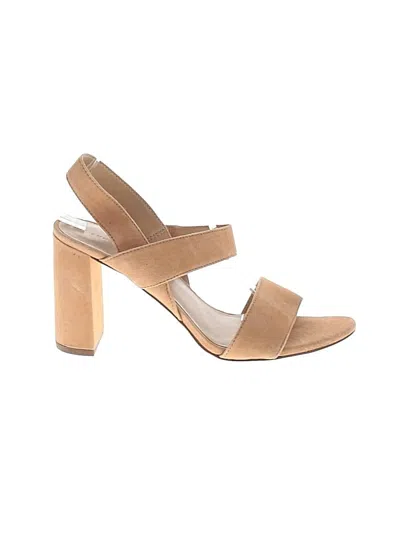 Pre-owned Ann Taylor Sandals In Tan