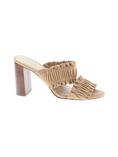 Pre-owned Ann Taylor Sandals In Tan