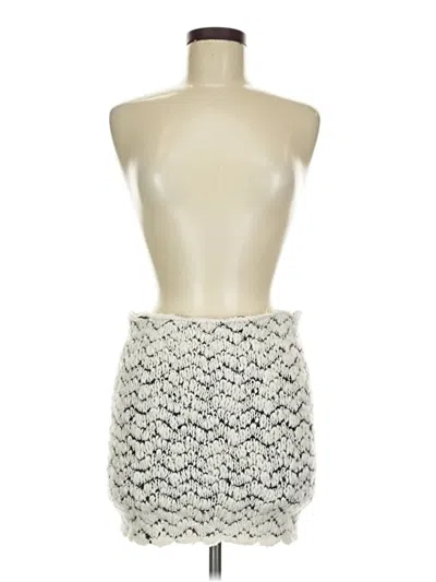 Pre-owned Ann Taylor Scarf In White