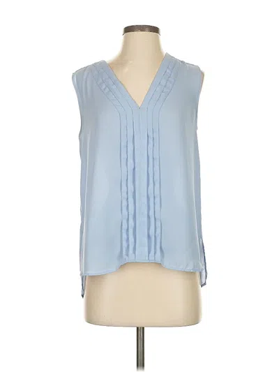 Pre-owned Ann Taylor Sleeveless Blouse In Blue