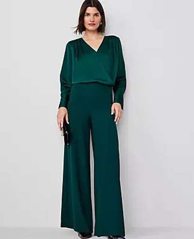Ann Taylor The Dramatic Wide-leg Crepe Pant In Rainforest