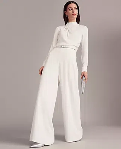 Ann Taylor The Petite Dramatic Wide-leg Crepe Pant In Winter White