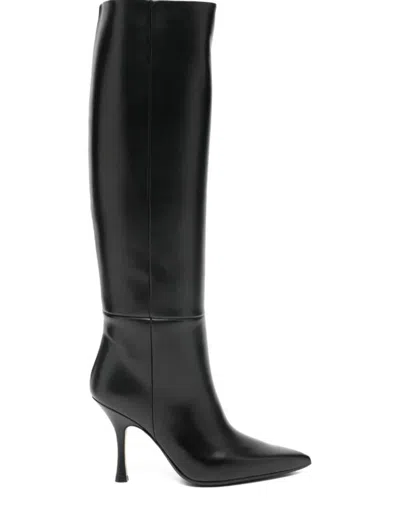 Anna F . Boots In Black