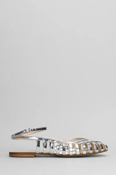 ANNA F ANNA F. FLATS