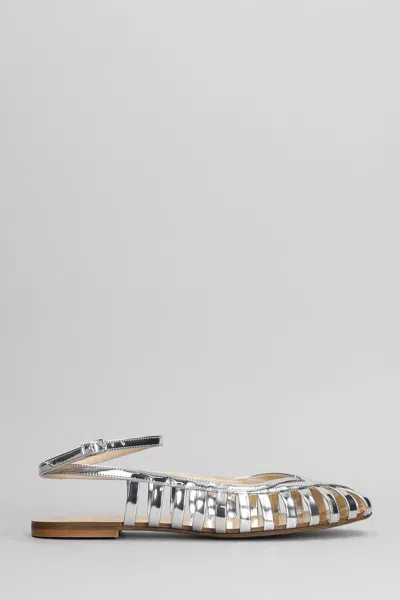 ANNA F ANNA F. FLATS