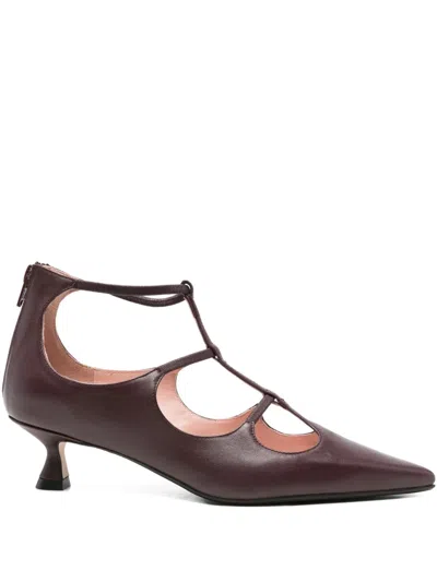 Anna F Leather Pumps In Red
