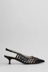 Anna F . Pumps In Black