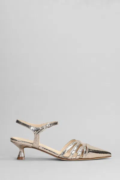 ANNA F ANNA F. PUMPS