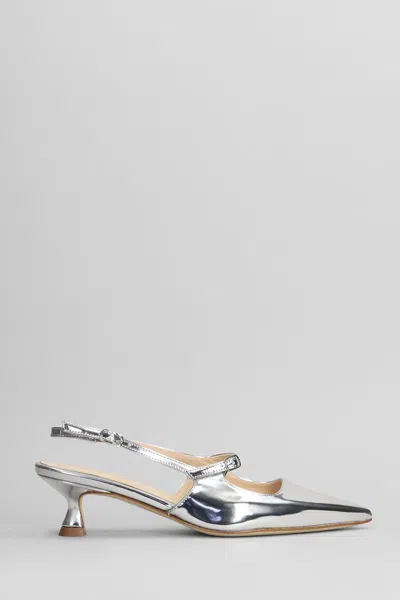 ANNA F ANNA F. PUMPS