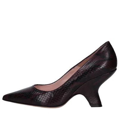 Anna F . With Heel In Bordeaux