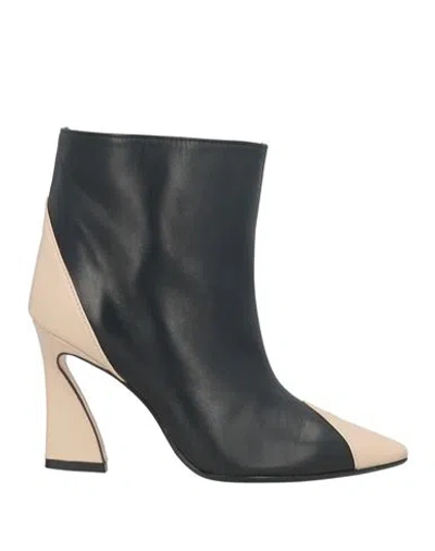 Anna F . Woman Ankle Boots Beige Size 6 Leather In Black