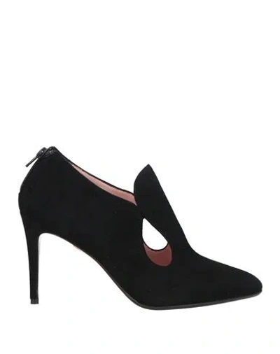 Anna F . Woman Ankle Boots Black Size 6 Leather