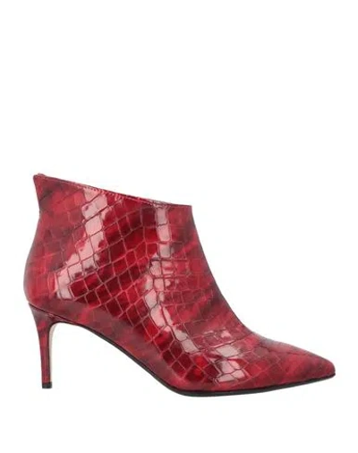 Anna F . Woman Ankle Boots Burgundy Size 8 Leather In Red