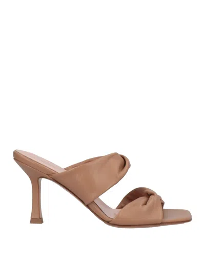 Anna F Sandals In Beige