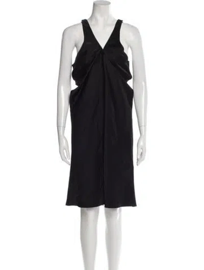 Pre-owned Anna October V-neck Knee-length Dress In Black