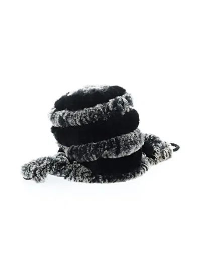 Pre-owned Annabelle Winter Hat In Black