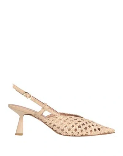 Annaëlle Woman Pumps Cream Size 9 Leather