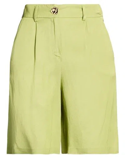 Annarita N Woman Shorts & Bermuda Shorts Light Green Size 4 Polyester