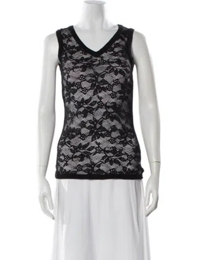 Pre-owned Anne Fontaine Lace Pattern V-neck Bodysuit In White