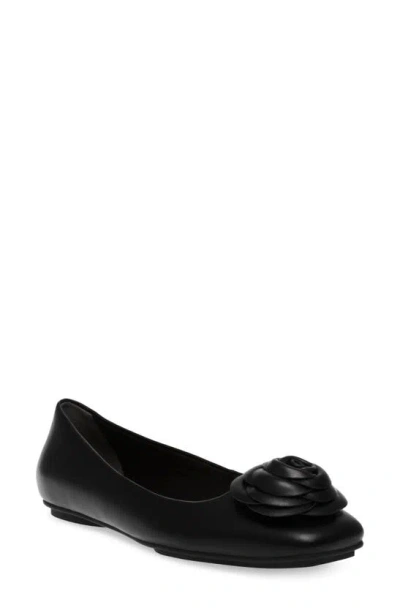 Anne Klein Addison Ballet Flat In Black Smooth