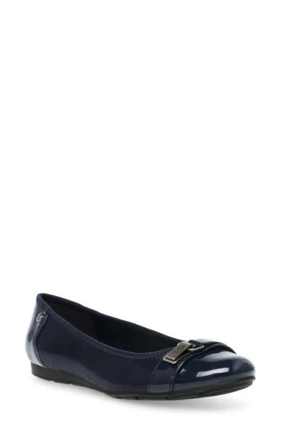ANNE KLEIN ANNE KLEIN AKABLE FLAT